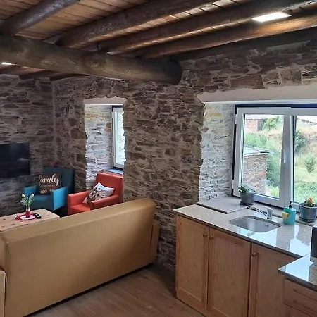 別荘 Al Rossadas Queiro *