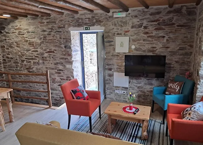 別荘 Al Rossadas Queiro アルガニル